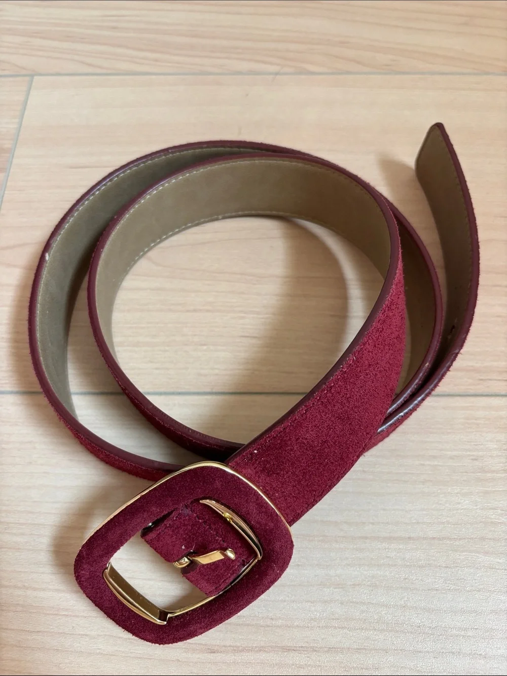 Talbots Red Leather Belt With Gold Accent    Size Large